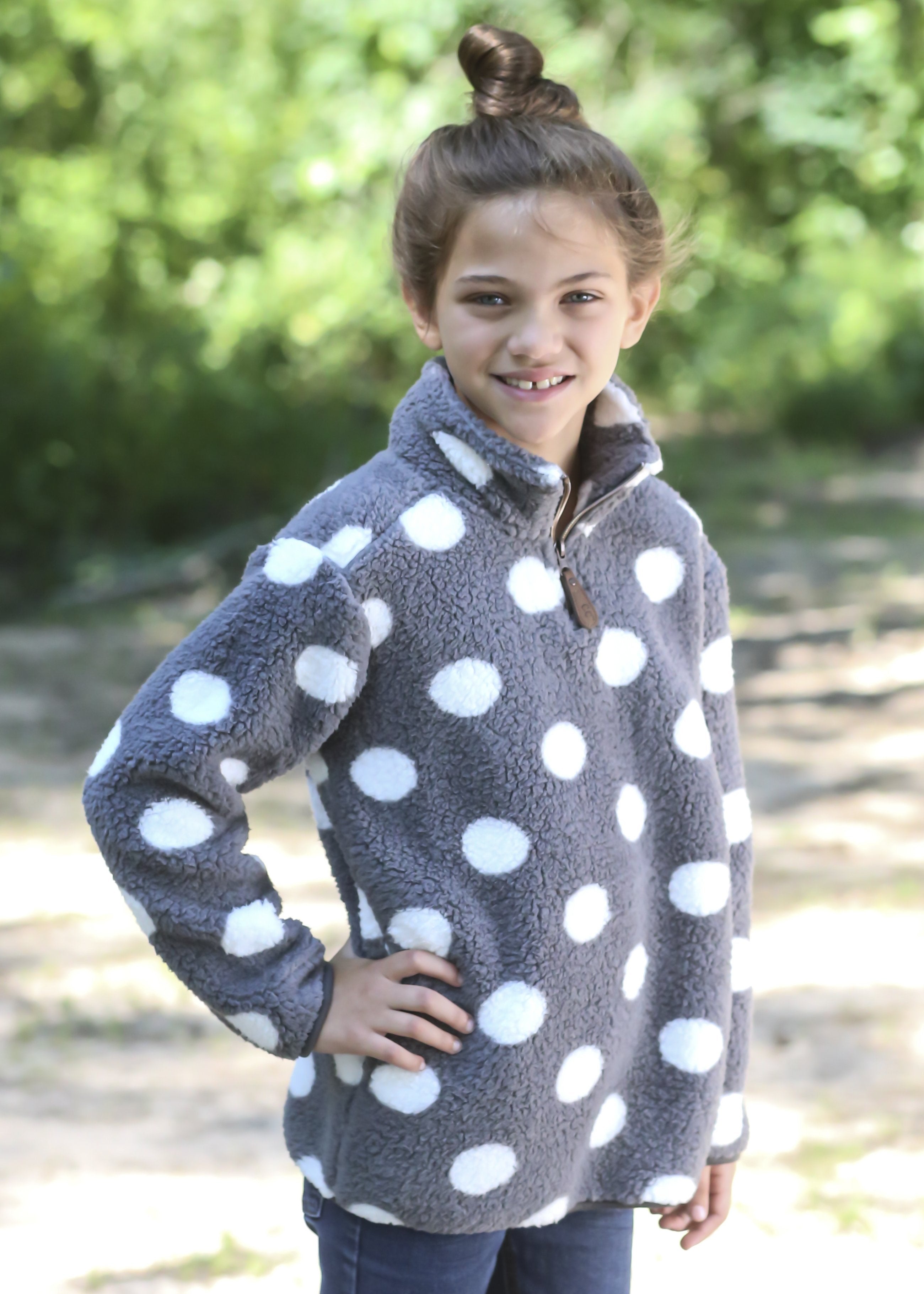 KIDS-PD-4588-DOT KID POLKA DOT DARK GREY/WHITE SHERPA